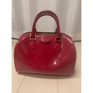 ルイヴィトン(LOUIS VUITTON)のルイヴィトン モンタナ モノグラム ヴェルニ レッド M90084(ハンドバッグ)