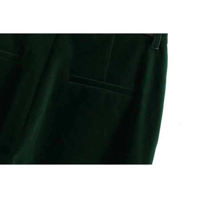 ZARA(ザラ)の🎃10月新作👻6564◆green グリーン ベロア ロングパンツ レディースのパンツ(カジュアルパンツ)の商品写真