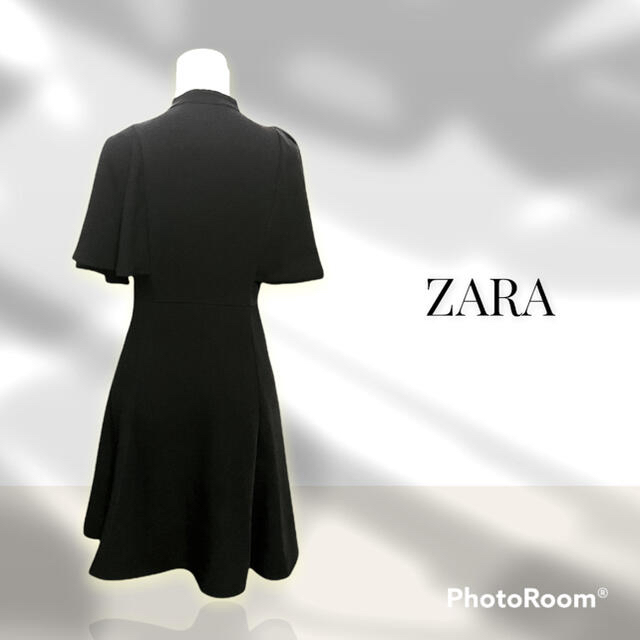 ZARA(ザラ)のZARA 膝丈ワンピース XS ブラックBLACK 黒 袖あり レディースのワンピース(ひざ丈ワンピース)の商品写真