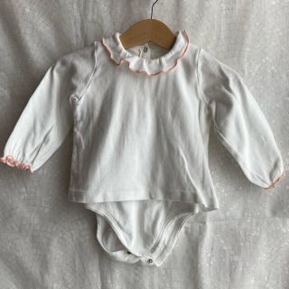 プチバトー(PETIT BATEAU)のPETIT BATEAU プチバトー フリル襟付き長袖ロンパース　コンビボディ(ロンパース)