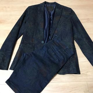 ZARA(花柄 ・ テーラードジャケット)のフリマアイテム一覧 ZARA(花柄 ・ テーラードジャケット)のフリマアイテム一覧