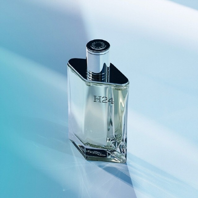 Hermes(エルメス)のHERMES H24 50ml コスメ/美容の香水(香水(男性用))の商品写真