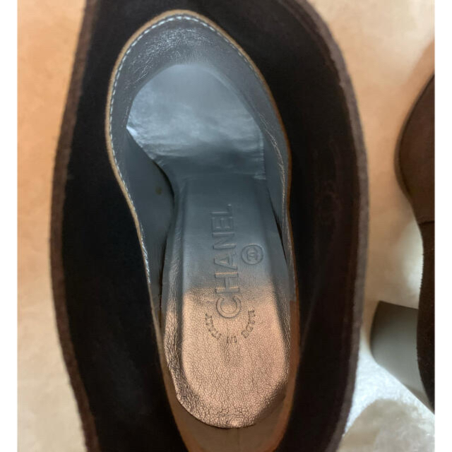 CHANEL - ♥︎シャネル ショートブーツ☆371/2C☆未使用 新品の CHANEL - ♥︎シャネル ショートブーツ☆371/2C☆未使用 新品の