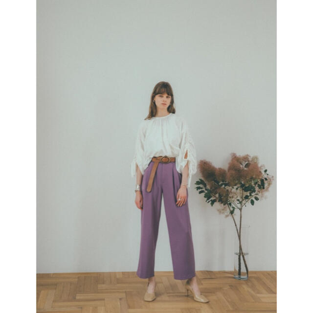 STUDIOUS(ステュディオス)のCLANE basic tuck pants  レディースのパンツ(カジュアルパンツ)の商品写真