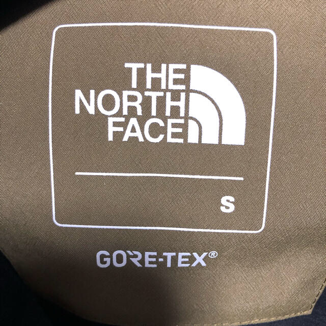 THE NORTH FACE(ザノースフェイス)の美品　ノースフェイス マウンテンジャケット　NP61800 ビーチグリーン　S メンズのジャケット/アウター(マウンテンパーカー)の商品写真