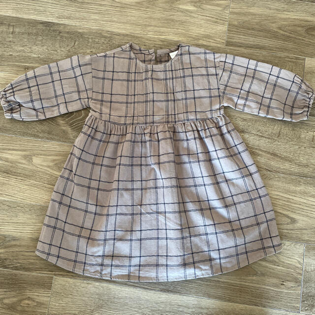 まいまい様専用　テータテート　ワンピース　90 キッズ/ベビー/マタニティのキッズ服女の子用(90cm~)(ワンピース)の商品写真