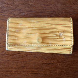 ルイヴィトン(LOUIS VUITTON)のルイビィトンキーケース(キーケース)