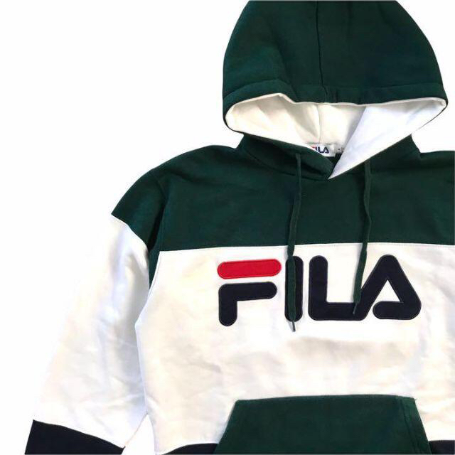 FILA(フィラ)の2点まとめ　FILA パーカー　刺繍　グリーン　オーバーサイズ　古着　L メンズのトップス(パーカー)の商品写真