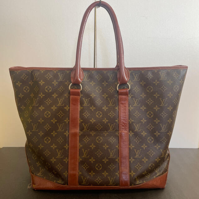 LOUIS VUITTON(ルイヴィトン)のルイヴィトン モノグラム ウィークエンドGM バッグ トートバッグ レディースのバッグ(トートバッグ)の商品写真