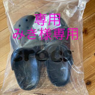 クロックス(crocs)の【新品】クロックス(サンダル)