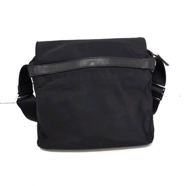 TUMI(トゥミ)のトゥミ ショルダーバッグ - 黒×レッド レディースのバッグ(ショルダーバッグ)の商品写真