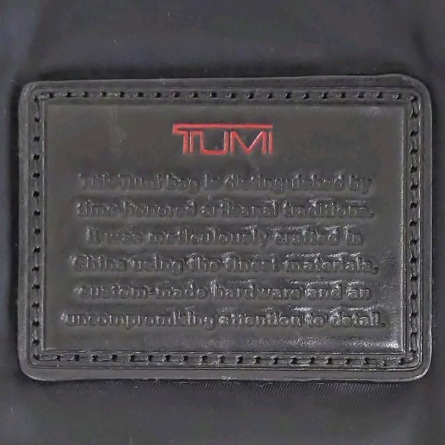 TUMI(トゥミ)のトゥミ ショルダーバッグ - 黒×レッド レディースのバッグ(ショルダーバッグ)の商品写真