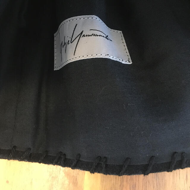 Yohji Yamamoto(ヨウジヤマモト)のYohji Yamamoto 金属ハット レディースの帽子(ハット)の商品写真