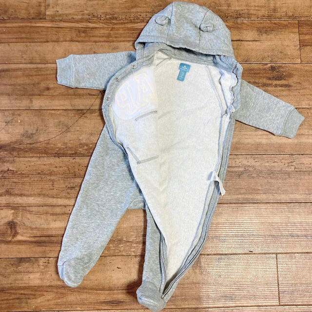 babyGAP(ベビーギャップ)のbabyGap／70cm／カバーオール／ジャンプスーツ キッズ/ベビー/マタニティのベビー服(~85cm)(ジャケット/コート)の商品写真