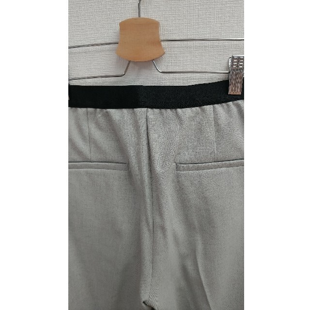 UNITED ARROWS(ユナイテッドアローズ)の新品タグ付き　アローズ　パンツ レディースのパンツ(カジュアルパンツ)の商品写真