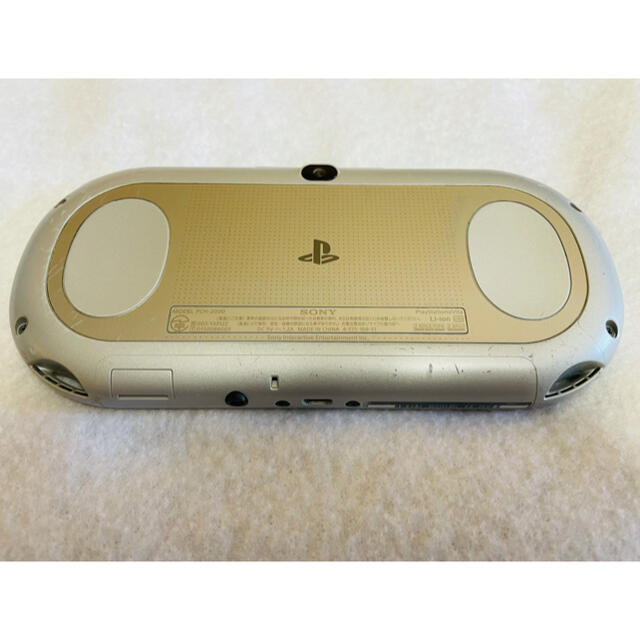 PlayStation Vita - PSVita PCH-2000 ZA25 SONY シルバー本体 画面傷