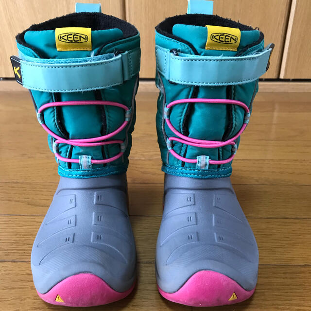 KEEN(キーン)のKEENスノーブーツ キッズ/ベビー/マタニティのキッズ靴/シューズ(15cm~)(ブーツ)の商品写真