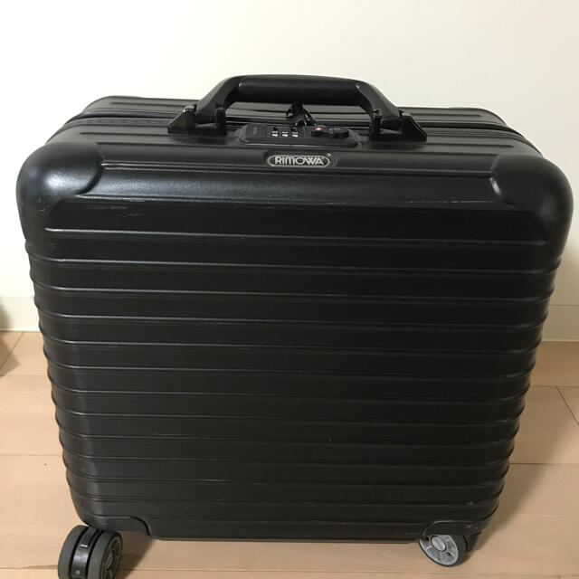 リモワ　RIMOWA SALSA 黒　4輪　26リットル