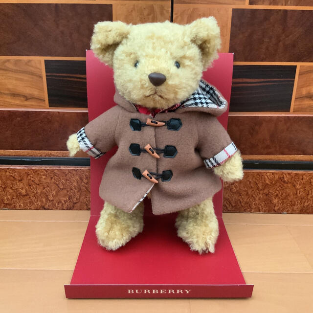 BURBERRY(バーバリー)のバーバリー　テディベア　ダッフルコート　レア エンタメ/ホビーのおもちゃ/ぬいぐるみ(ぬいぐるみ)の商品写真