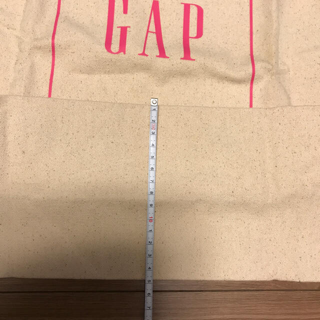 GAP(ギャップ)のGAP 大きなトートバッグ　エコバッグにも。 レディースのバッグ(トートバッグ)の商品写真