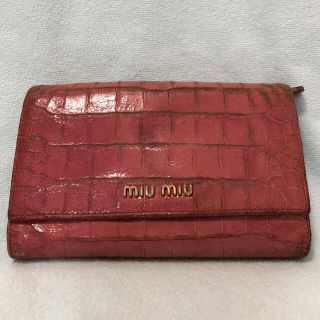 ミュウミュウ(miumiu)のmiumiu 財布(財布)