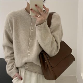 新品🆕ラウンドネックニットトップス♡ベージュ(ニット/セーター)