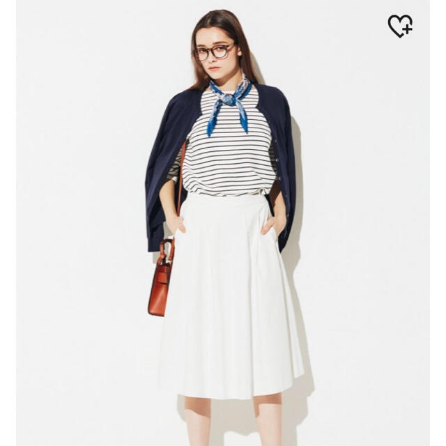 UNIQLO(ユニクロ)のユニクロ ドライ ストレッチ タック スカート レディースのスカート(ひざ丈スカート)の商品写真