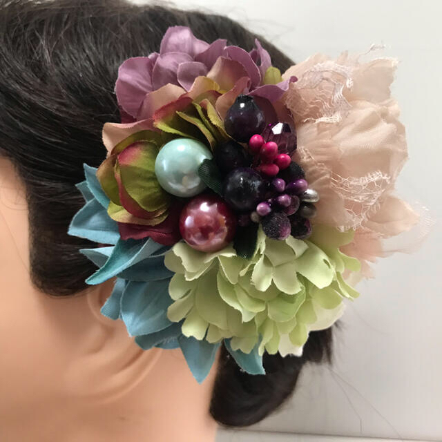 アーティフィシャルフラワー・造花のコサージュ・ヘアアクセサリー　ハンドメイド♡ ハンドメイドのアクセサリー(コサージュ/ブローチ)の商品写真