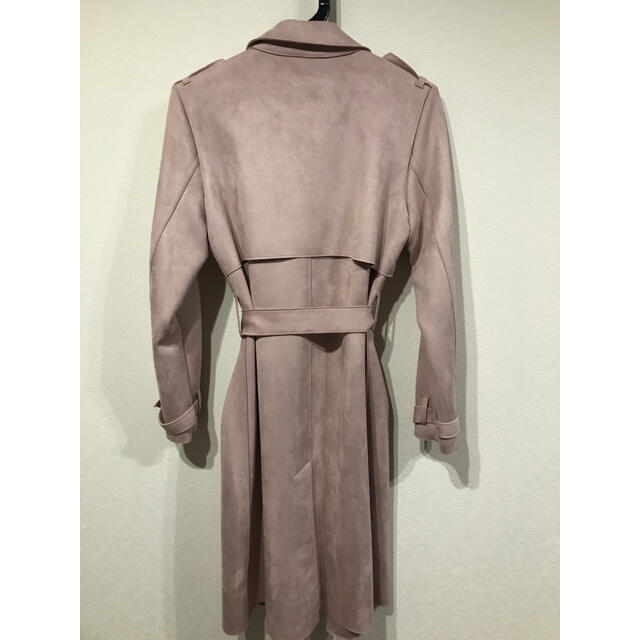 ZARA(ザラ)の新品未使用⭐︎ZARAトレンチコート　ピンク　かわいい　スウェード　コート　春物 レディースのジャケット/アウター(トレンチコート)の商品写真