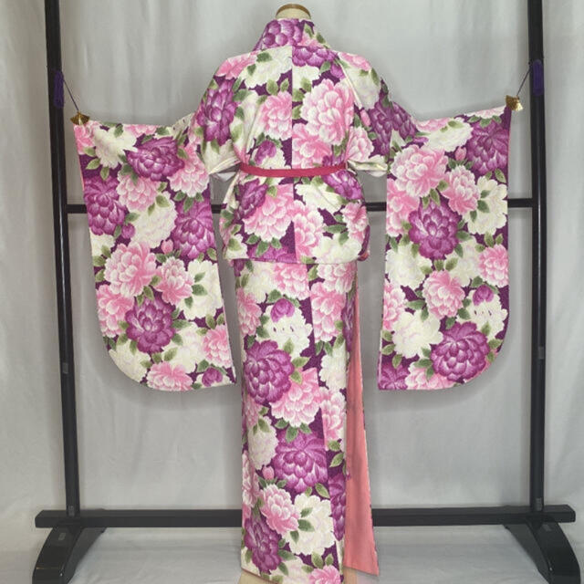 卒業式　袴　2尺袖　着物　花柄 レディースの水着/浴衣(着物)の商品写真