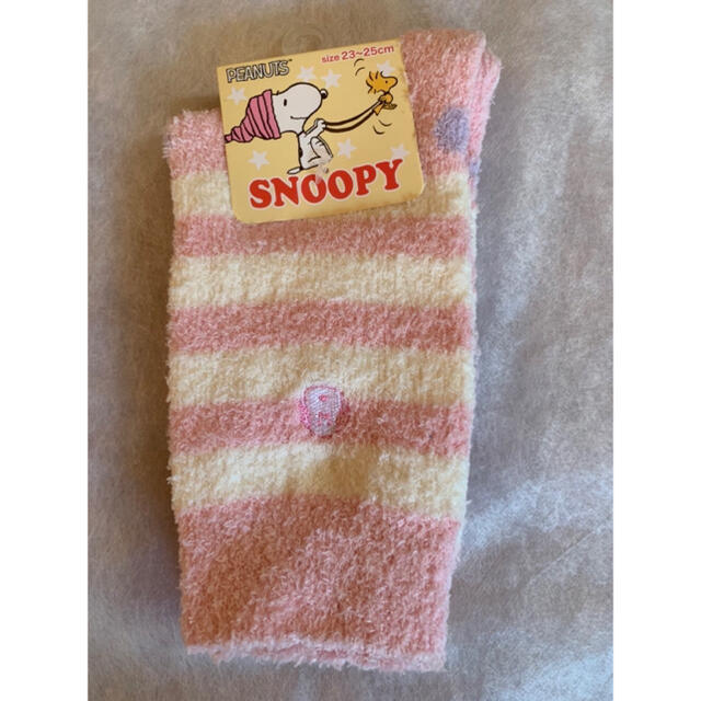 SNOOPY(スヌーピー)のスヌーピー　靴下　モコモコ　ソックス レディースのレッグウェア(ソックス)の商品写真