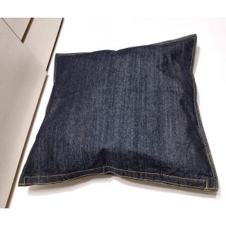 MUJI (無印良品)(クッションカバー)のフリマアイテム一覧 MUJI (無印良品)(クッションカバー)のフリマアイテム一覧