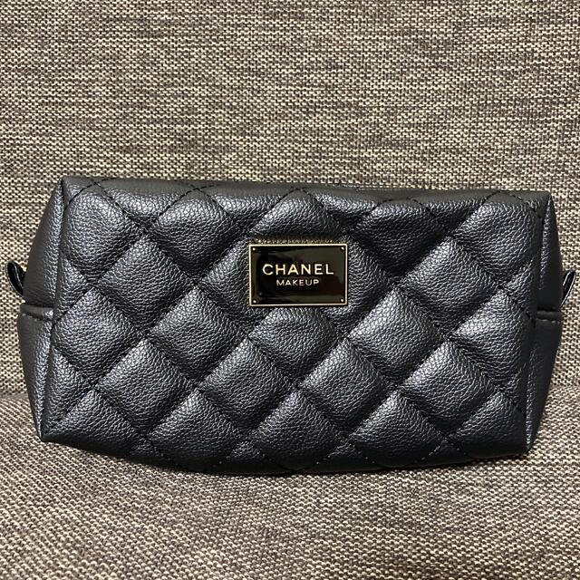 シャネル CHANEL カメリアコスメポーチ A82280 ピンク　シルバー金具 レザー レディース ポーチ