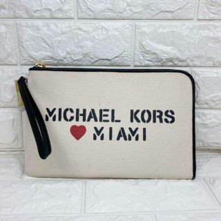 マイケルコース(Michael Kors)の【新作1】マイケルコース Michael Medium Canvas Pouch(ポーチ)