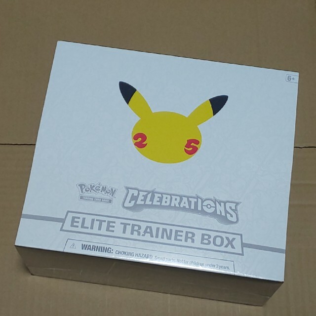 Pokemon celebrations ELITE TRAINER BOX(英