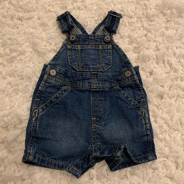 babyGAP(ベビーギャップ)のGAP デニムショートオール (ベビー) キッズ/ベビー/マタニティのベビー服(~85cm)(ロンパース)の商品写真