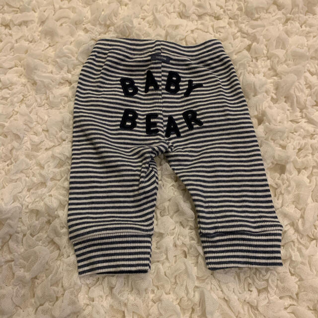 babyGAP(ベビーギャップ)のGAP ボーダーパンツ キッズ/ベビー/マタニティのベビー服(~85cm)(パンツ)の商品写真