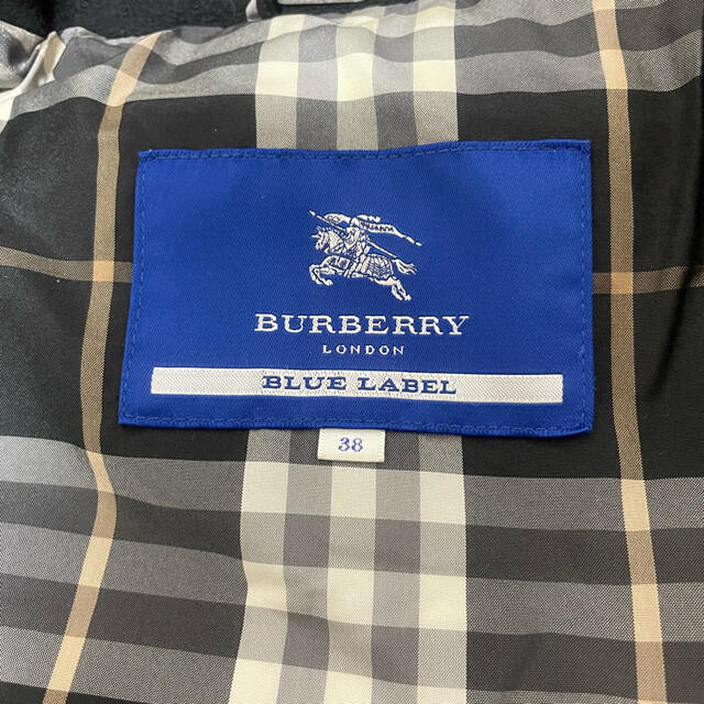 BURBERRY BLUE LABEL(バーバリーブルーレーベル)のバーバリー　ブルーレーベル　ダウン　コート　Burberry レディースのジャケット/アウター(ダウンコート)の商品写真