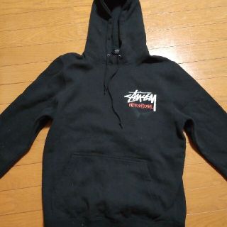 ステューシー(STUSSY)のSTUSSY黒パーカー(パーカー)