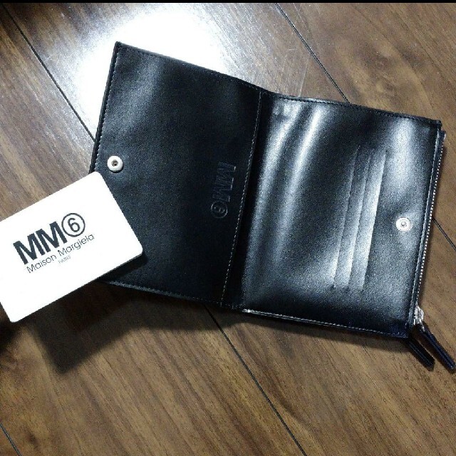 Maison Martin Margiela(マルタンマルジェラ)の専用/シルバー/グリッター/MM6MaisonMalgela/財布/マルチケース レディースのファッション小物(財布)の商品写真
