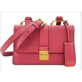 バッグ miumiu ショルダーバッグの通販 by rei's shop|ラクマ 風