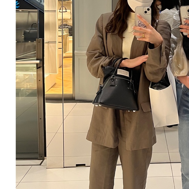 zara カーキ　セットアップ