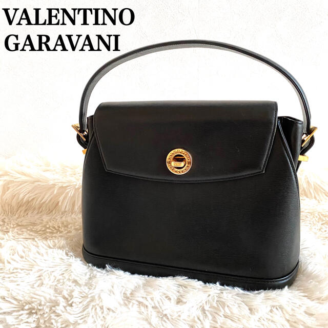 valentino garavani(ヴァレンティノガラヴァーニ)のy様専用❗️ヴァレンティノガラヴァーニ レザーハンドバッグ ゴールド金具 黒 レディースのバッグ(ハンドバッグ)の商品写真