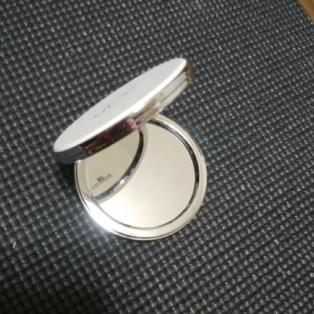 ReFa(リファ)のリファ　ハンドミラー　手鏡　ノベルティ レディースのファッション小物(ミラー)の商品写真
