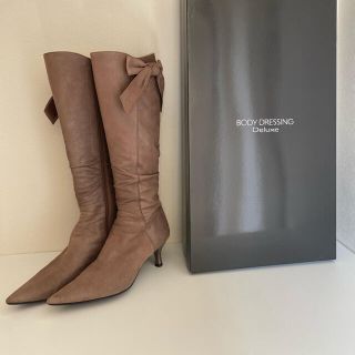 ボディドレッシングデラックス(BODY DRESSING Deluxe)の【お値下げ中】ボディドレッシングデラックス ロングブーツ リボン 23.5cm(ブーツ)