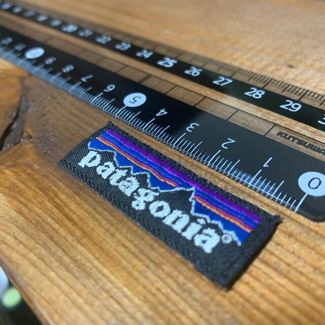 patagonia(パタゴニア)のパタゴニア patagonia  タグ ワッペン　正規品 ハンドメイドの素材/材料(各種パーツ)の商品写真