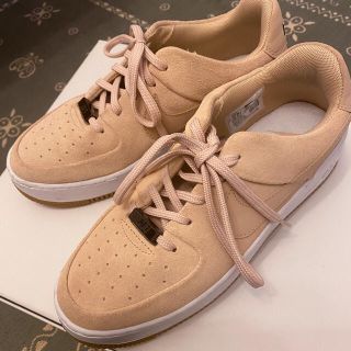 ナイキ(NIKE)のNIKE♥︎AIR FORCE1 ピンクスウェード(スニーカー)