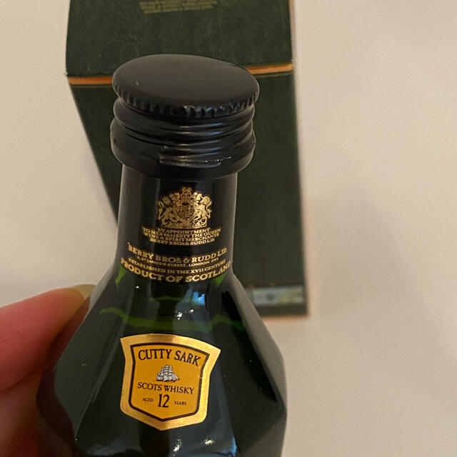 CUTTY SARK 12年　ミニボトル 食品/飲料/酒の酒(ウイスキー)の商品写真