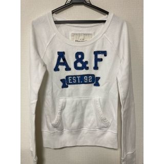 アバクロンビーアンドフィッチ(Abercrombie&Fitch)のAbercrombie＆Fich　トレーナー　Ｍ　ホワイト　長袖 (トレーナー/スウェット)