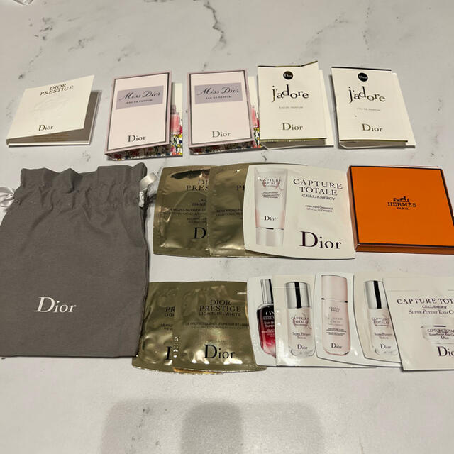 Dior(ディオール)のDior HERMES サンプルまとめ売り 巾着付き コスメ/美容のコスメ/美容 その他(その他)の商品写真